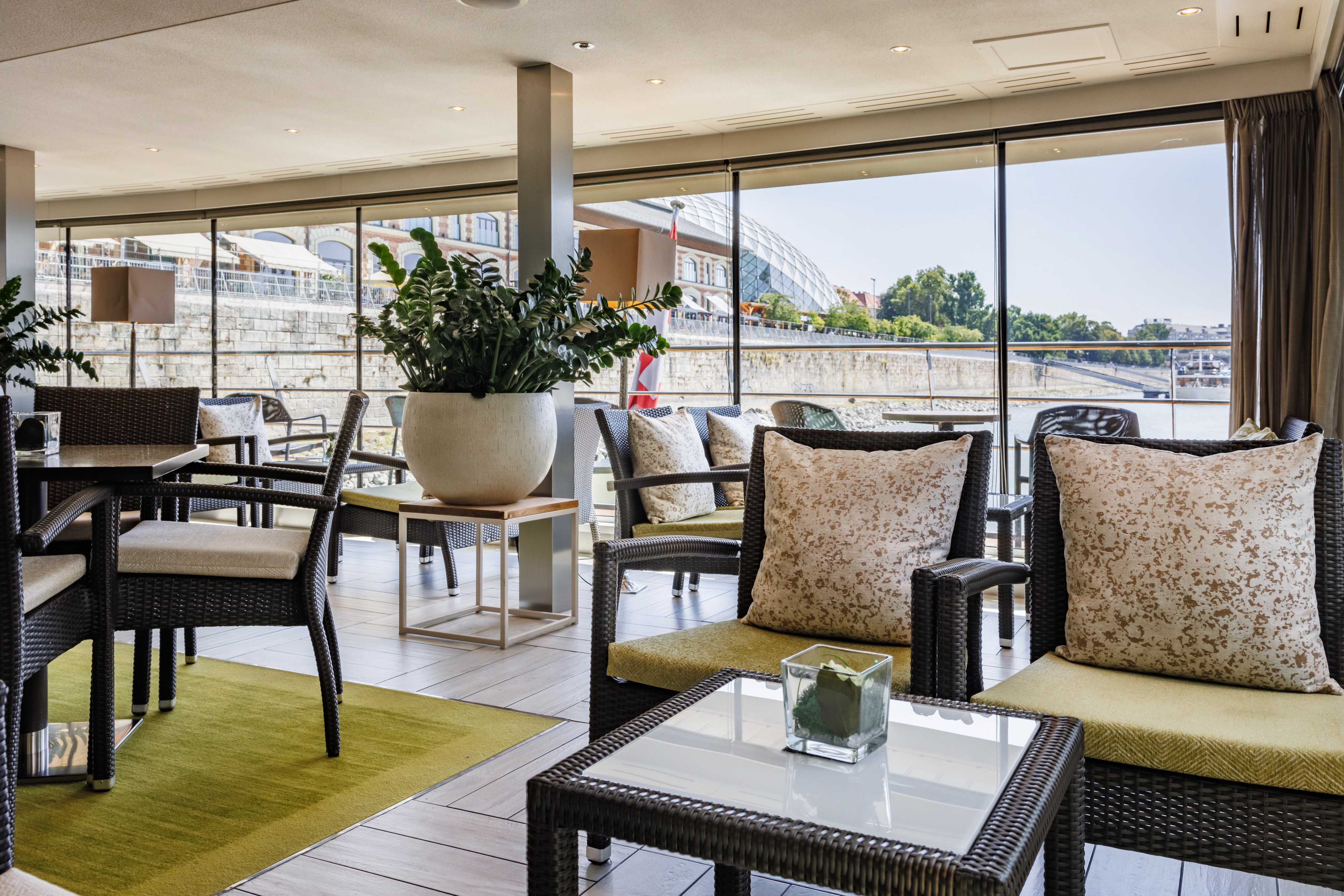 Avalon Impression - Club Lounge